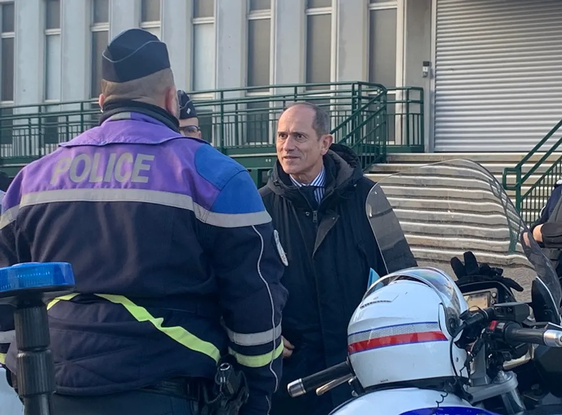 Le préfet a tenu à dénoncer les violences de la manifestation dijonnaise