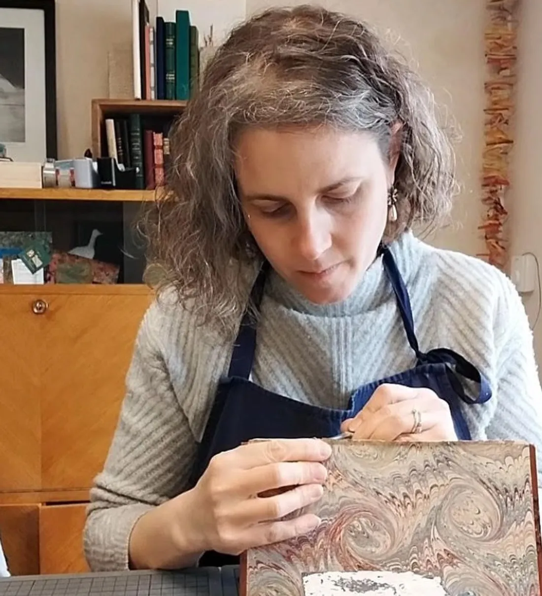 Marion Bérille est relieuse près de Beaune