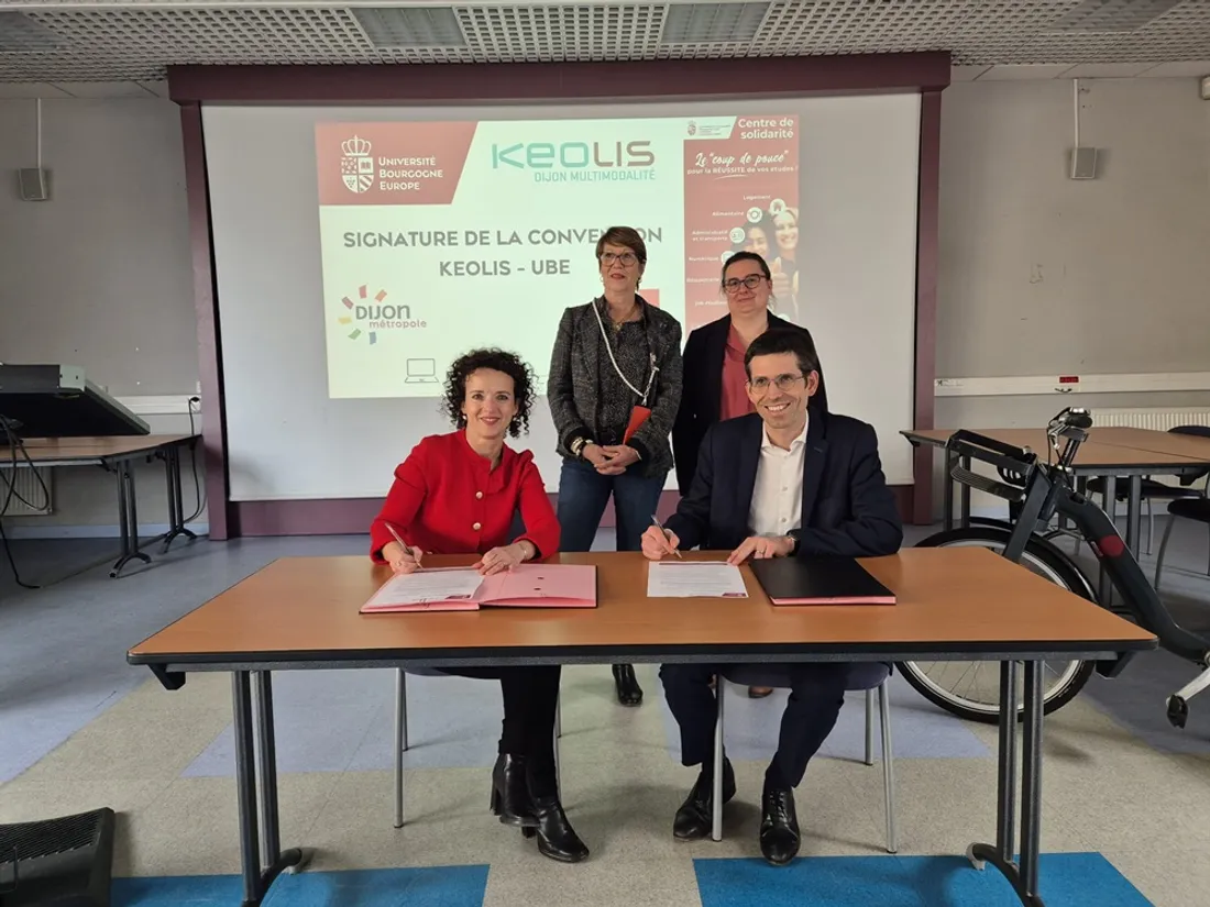 Laurent Calvalido et Vanessa Vaizant ont officialisé leur partenariat ce vendredi 21 mars