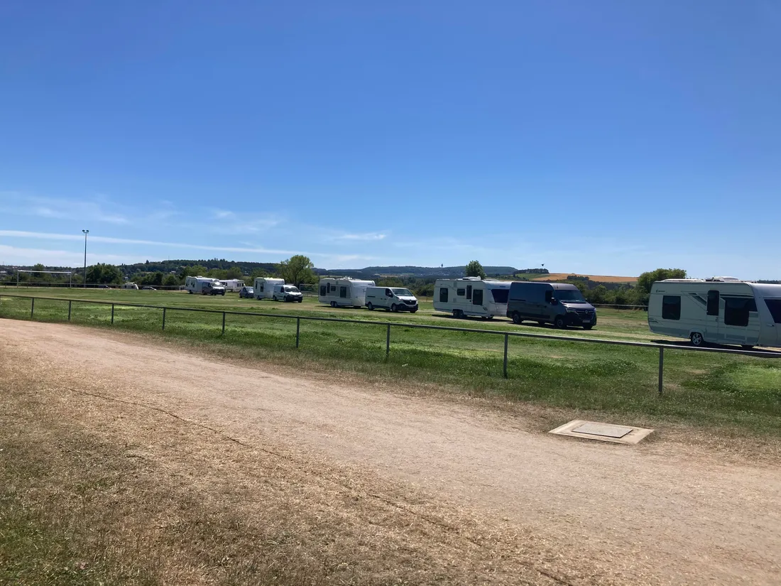 La centaine de caravanes, présente depuis le 22 mai, est partie du stade Pascal Gien.