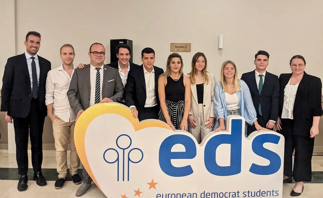 Le nouveau bureau de l’EDS à l’issue de l’université d’été de Barcelone 