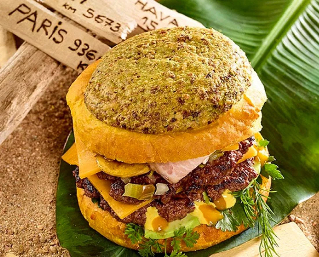 Le caraïburger est la spécialité de Kevin Muin