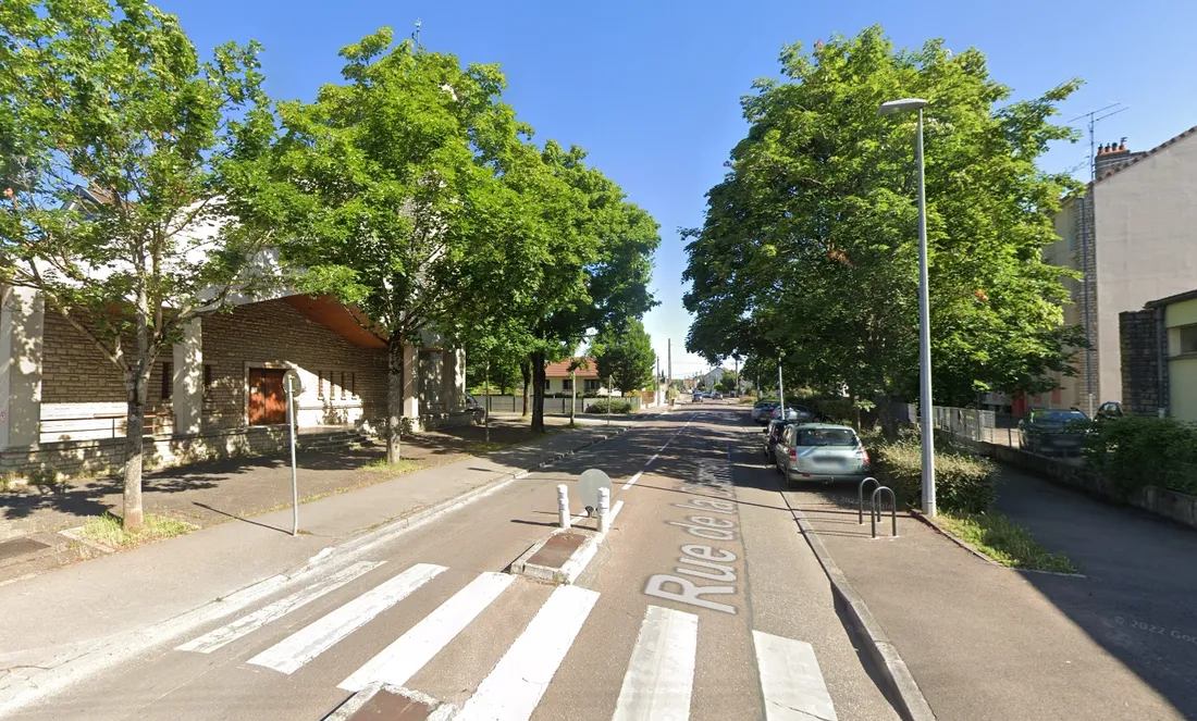 Les travaux, rue de la Charmette à Dijon, ont été suspendus par la Ville.