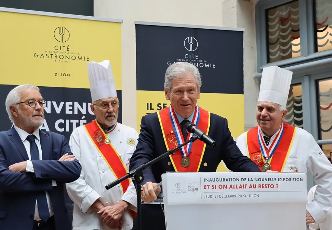 Inaugurée le 21 décembre, cette exposition s'est ouverte en présence de son parrain Michel Escoffier