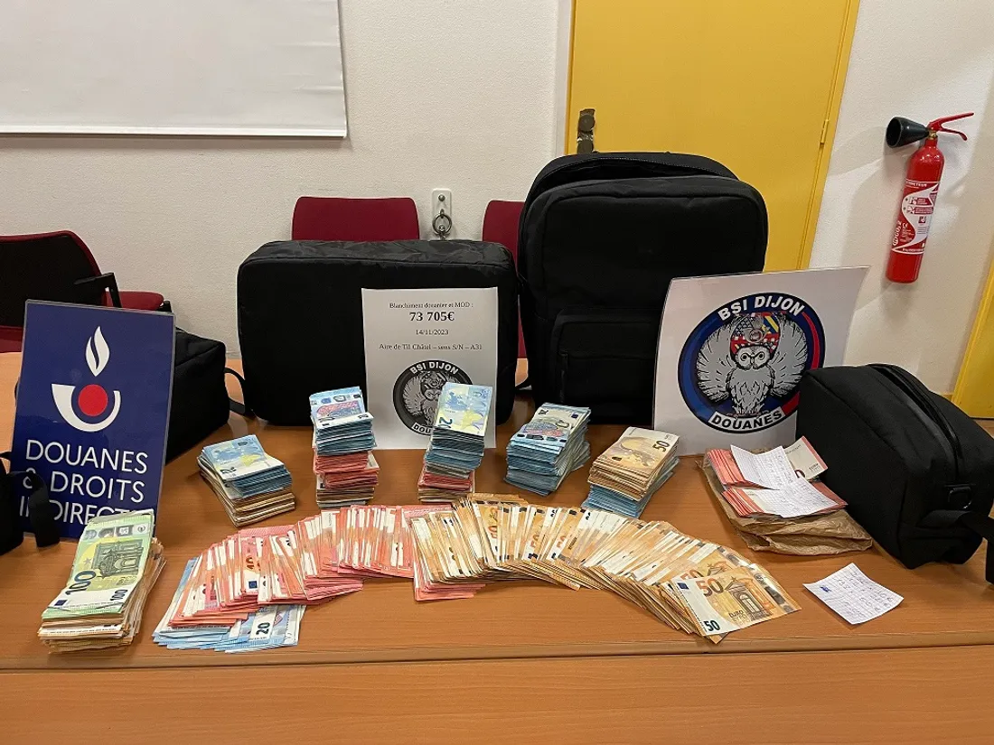 73 705 euros en liquide ont été saisis par les douaniers dijonnais