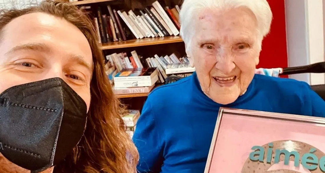 Julien Doré et sa grand-mère Aimée