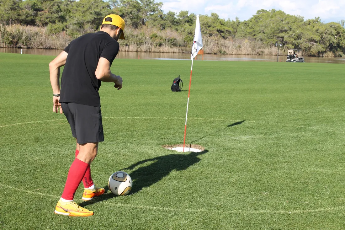 Joueur de FootGolf