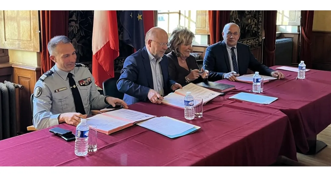Signature d'une convention