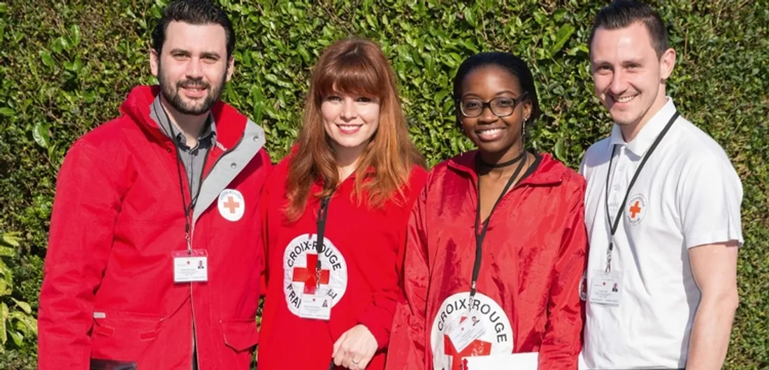 Bénévoles de la Croix-Rouge