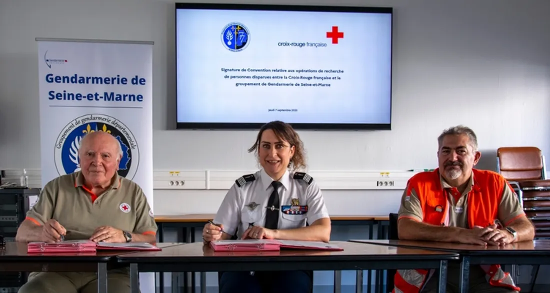 Signature d'une convention entre Croix-Rouge et Gendarmerie