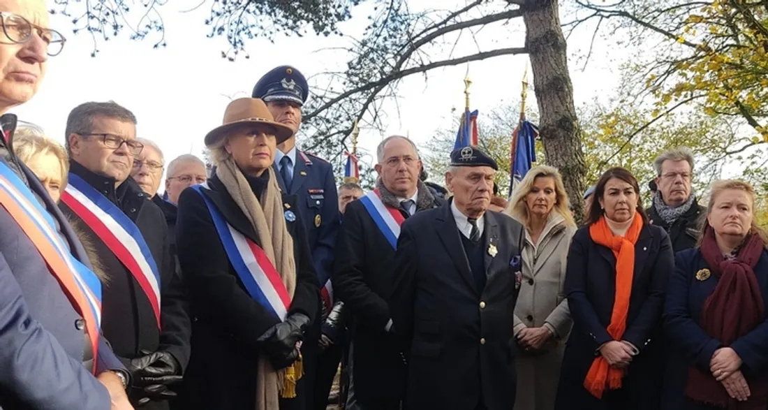 Cérémonie de recueillement pour les tombes juives profanées