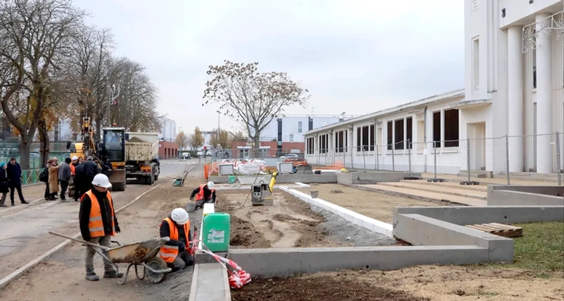 Travaux devant l'école Ferdinand-Buisson