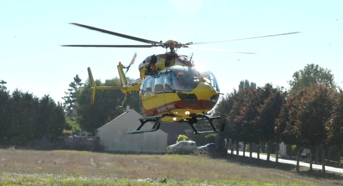 Hélicoptère de secours
