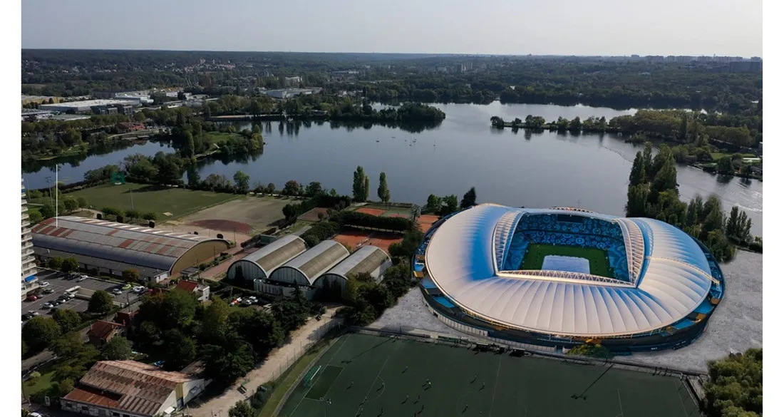 Faux futur stade à Viry-Châtillon