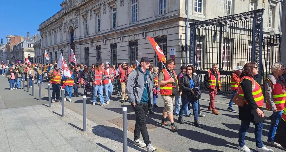 Manifestation pour le médico-social à Amiens