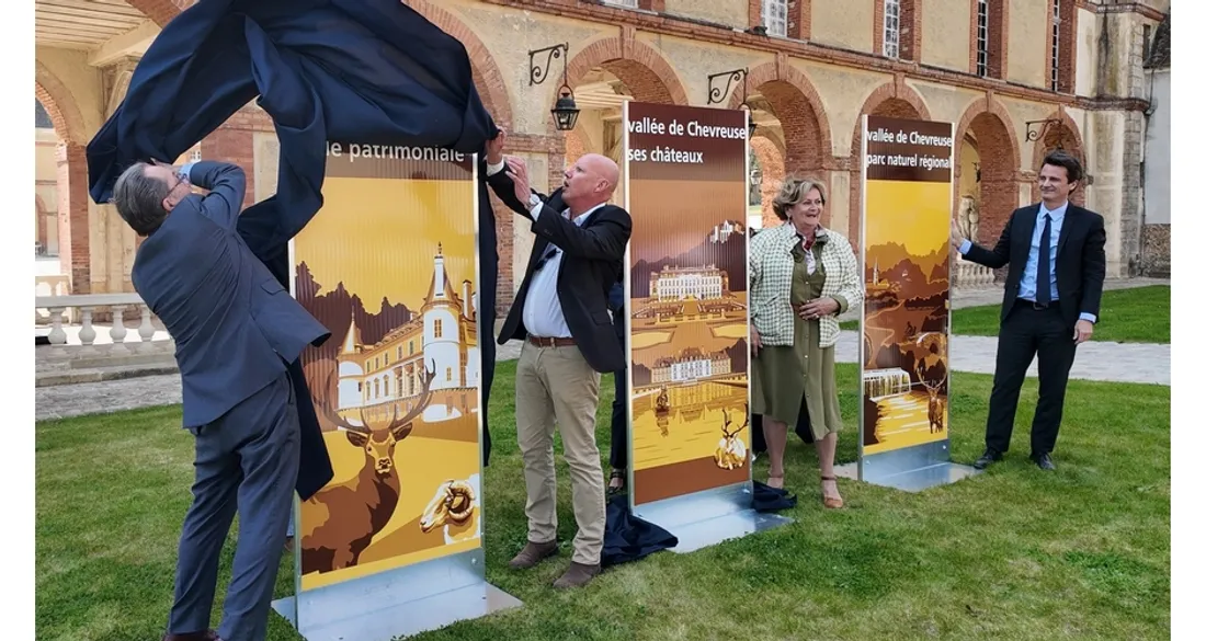 Nouveau panneaux yvelinois