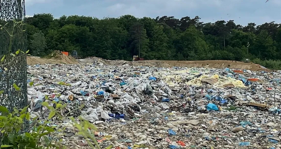Décharge à Moulin-sous-Touvent