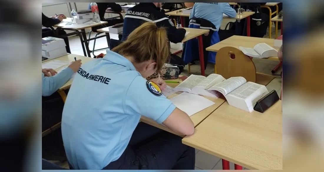 Examen lié aux officiers de police judiciaire