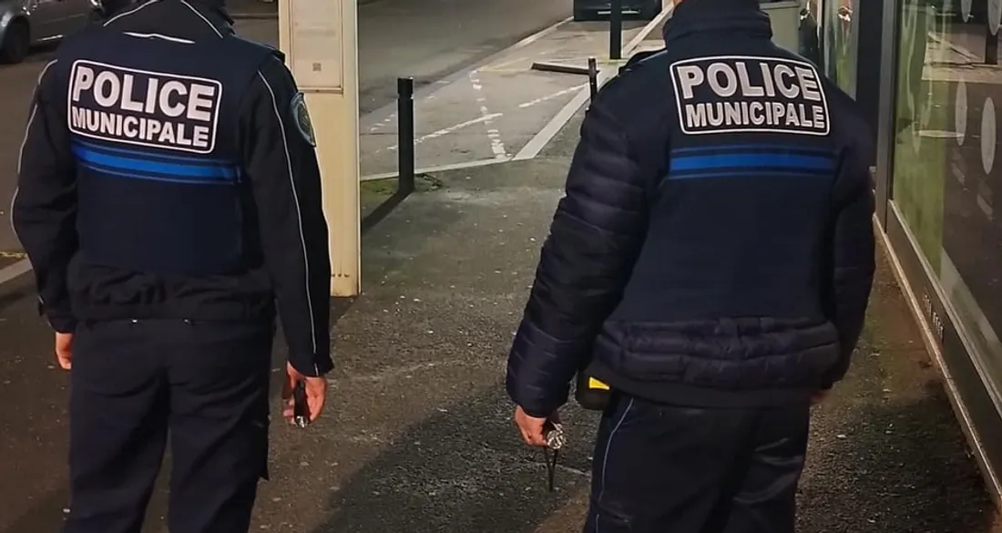 Policiers municipaux 