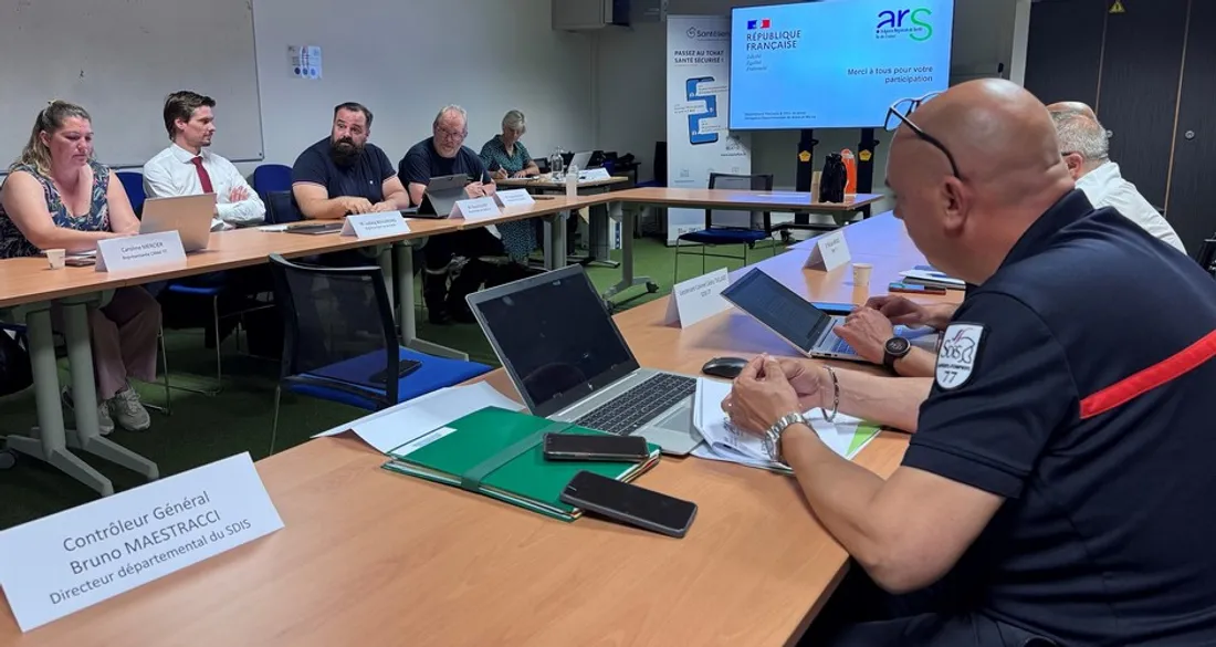 Réunion sur le transport de malades