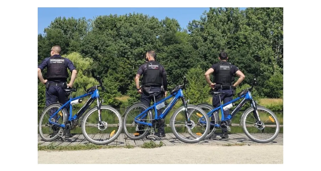 Gendarmes à vélo