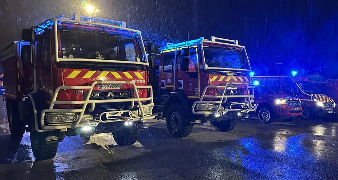 Départ de pompiers franciliens vers le sud 