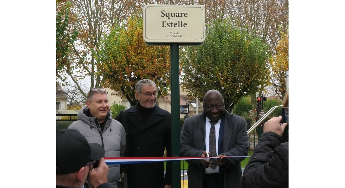Inauguration du Square Estelle Mouzin