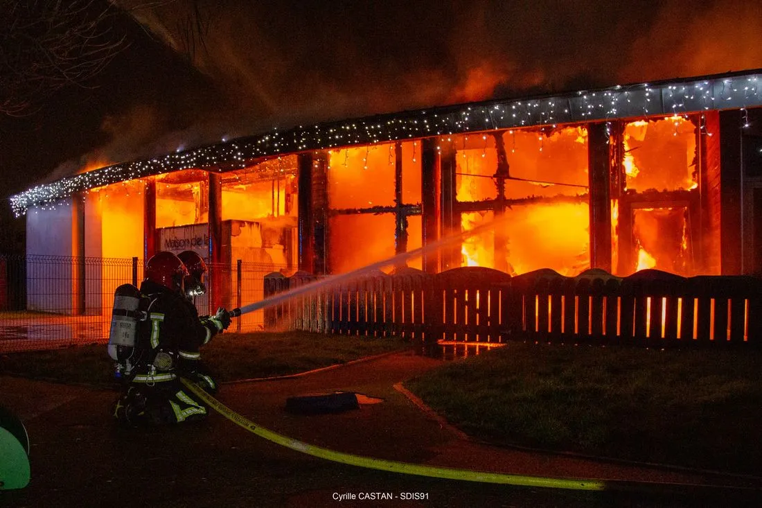 Incendie d'une crèche à Crosne