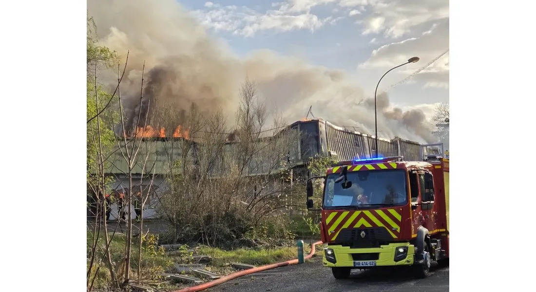 Incendie de l'ancien hôpital à Melun