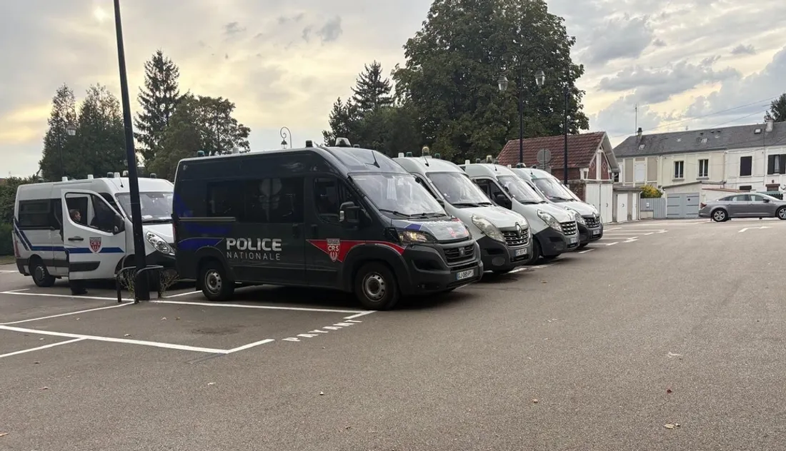 Déploiement de forces de l'ordre à Margny-lès-Compiègne