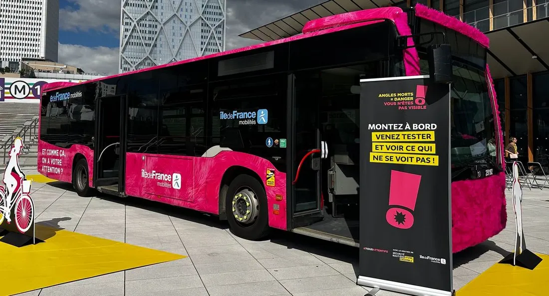 Bus de sensibilisation aux angles morts