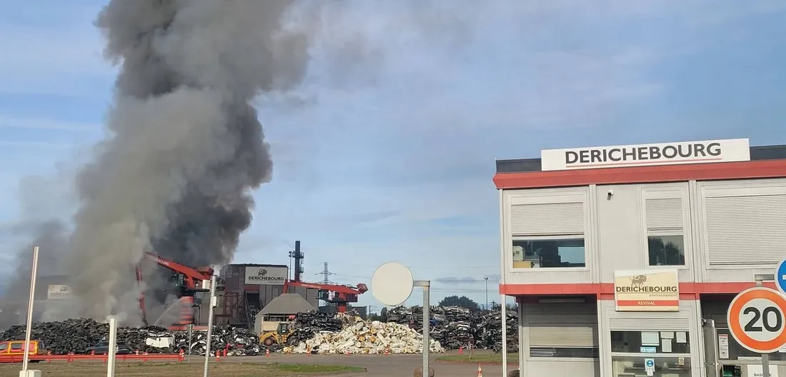Incendie chez Derichebourg à Limay