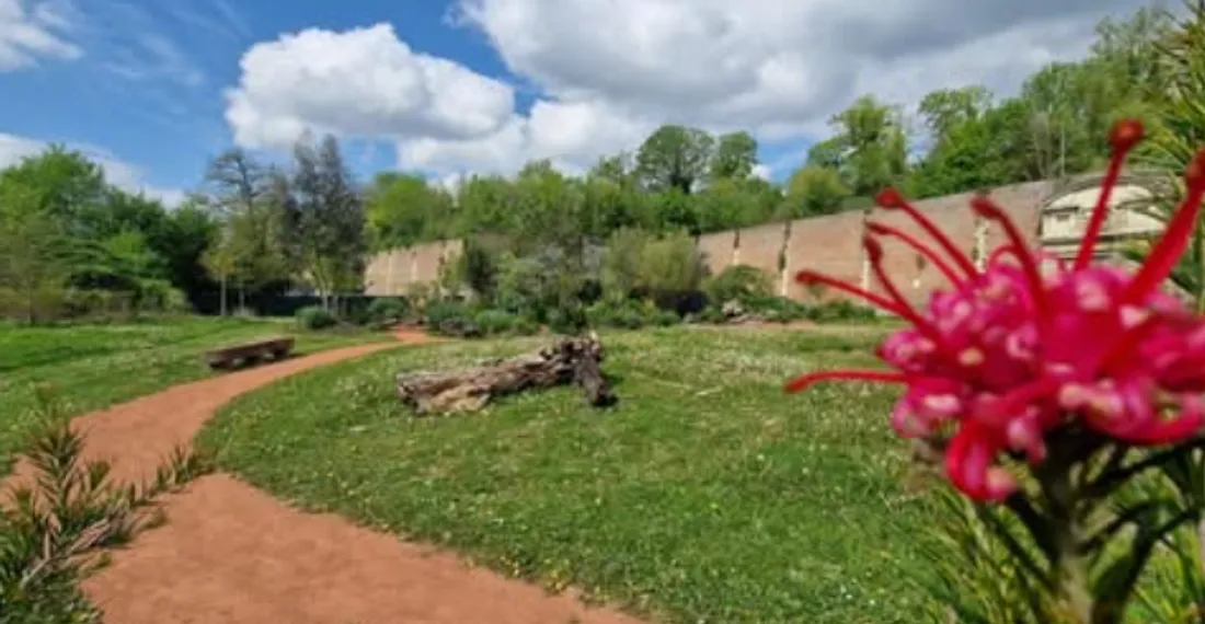 Les Jardins de la Paix de Picardie