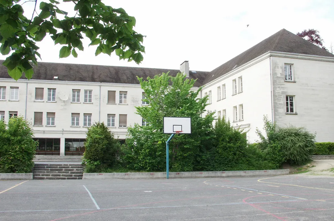 Collège Lelorgne-de-Savigny