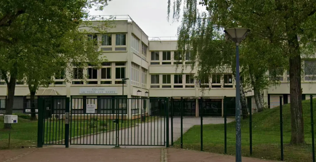 Collège La Fosse aux Dames des Clayes-sous-Bois