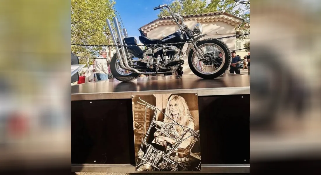 Moto recréée par SANTIAG