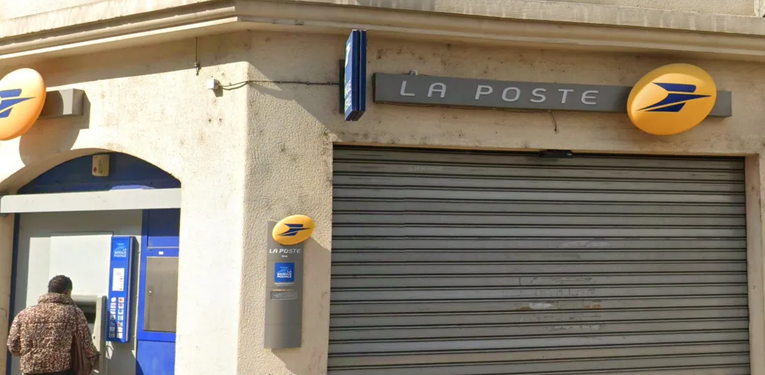 Bureau de poste rue Parisis à Dreux