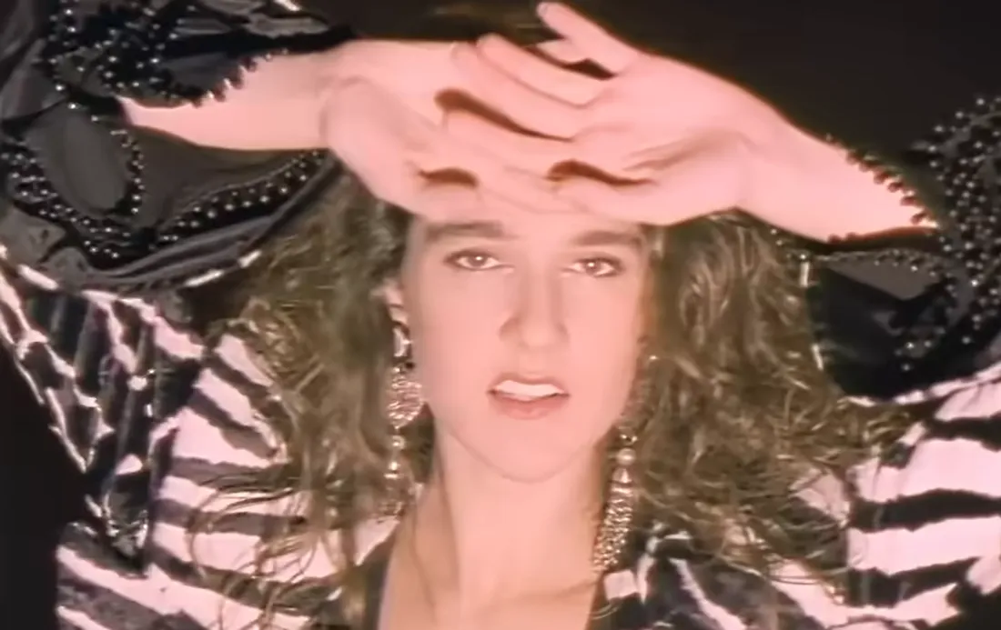 Céline Dion dans le clip de "Unison"