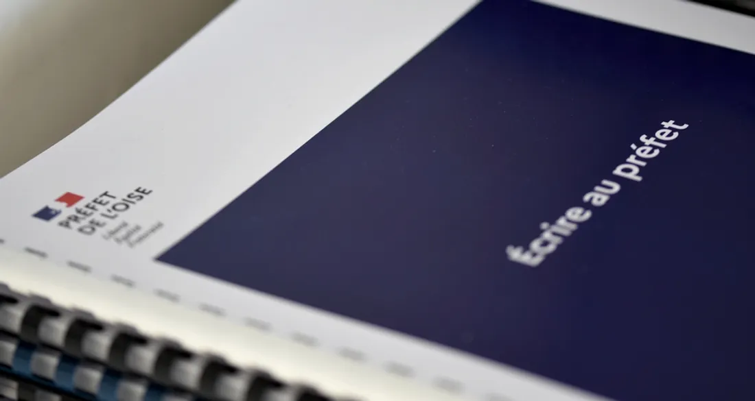 Cahier "Écrire au préfet"