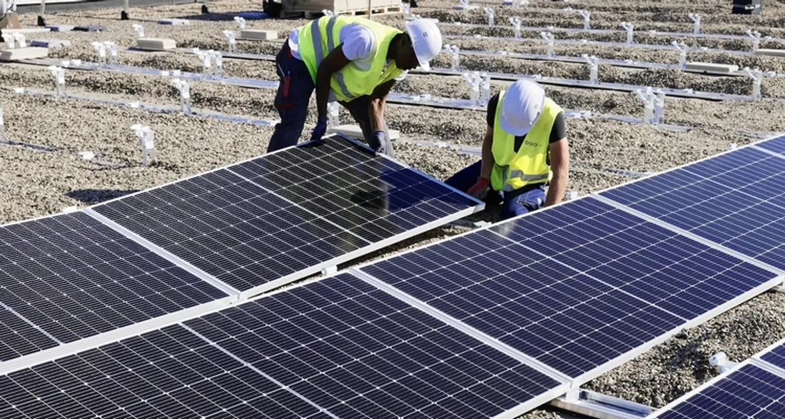 Installation de panneaux solaires