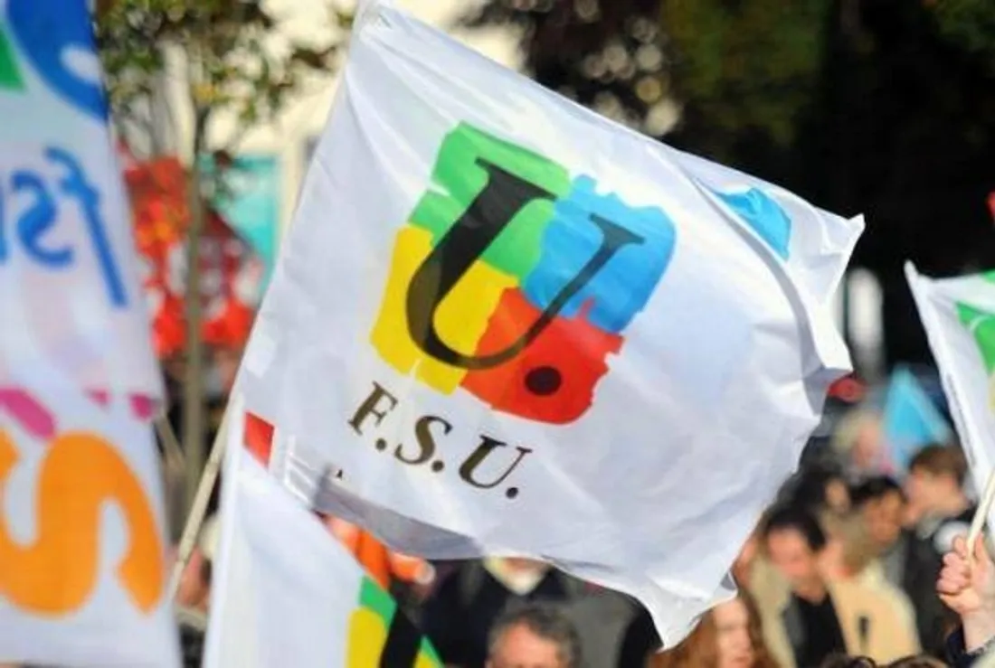 Drapeau de syndicat d'enseignants