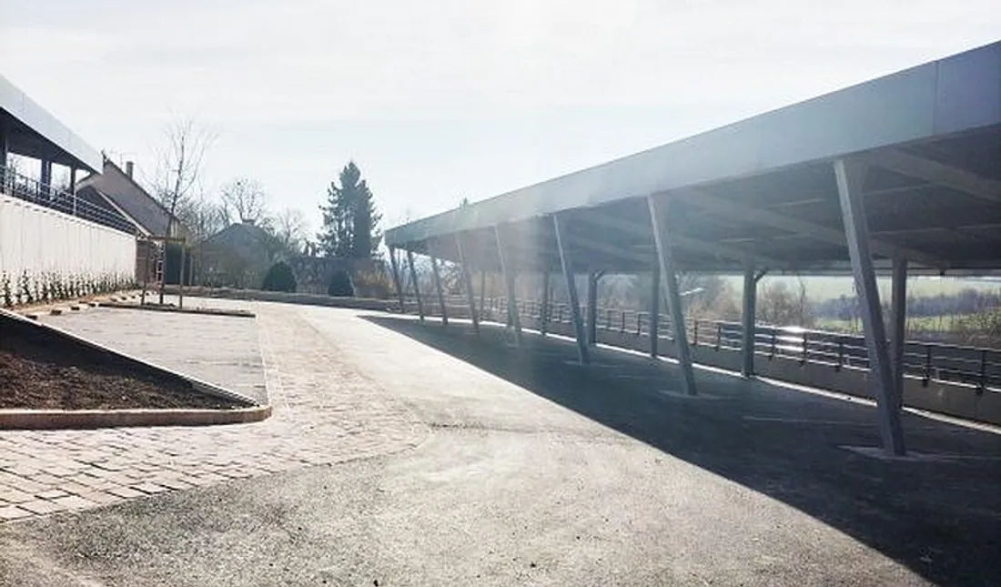 Places de parking à Houdan