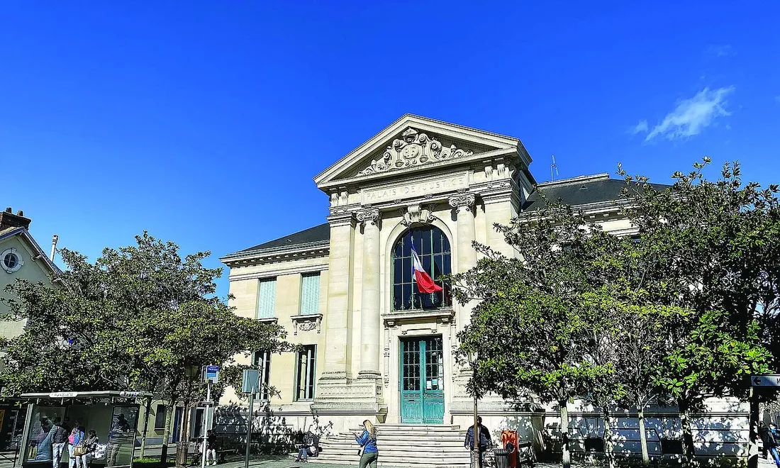 Palais de justice