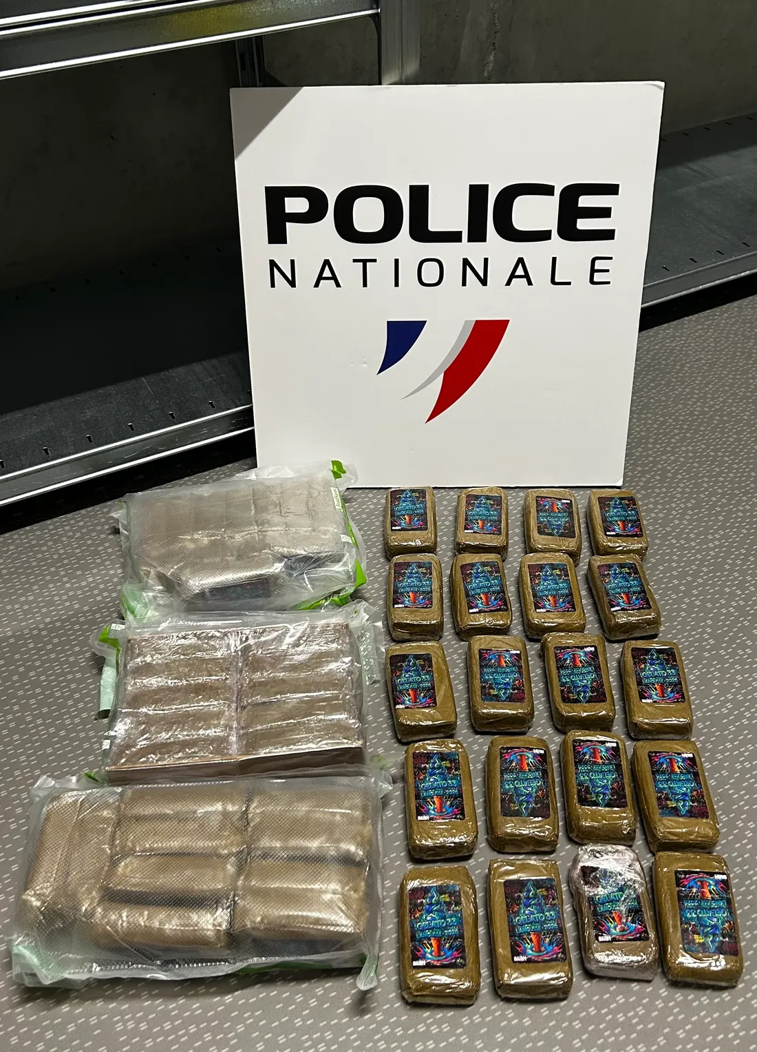 Cinq kilos de cannabis retrouvés lors d'un contrôle de véhicule à Noisiel