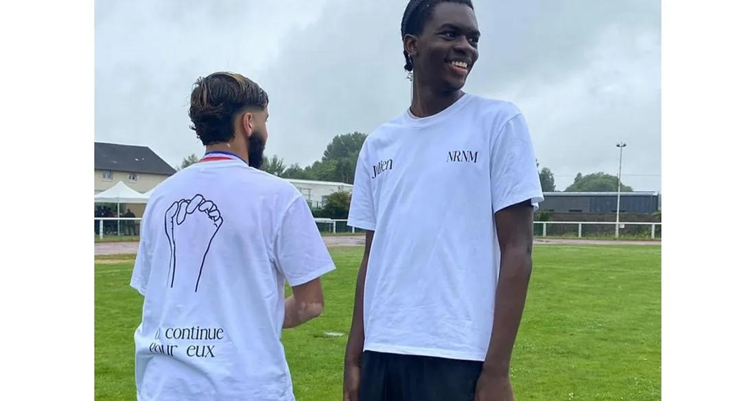 Membres de l'association "Nos rues, nos morts"