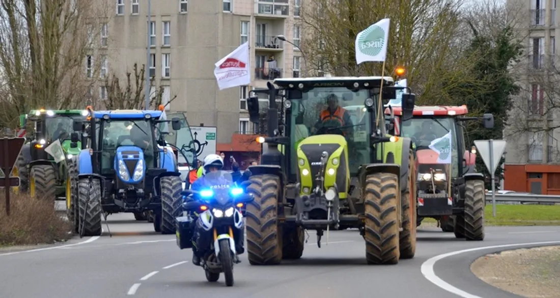 Manifestation d'agriculteurs à Melun