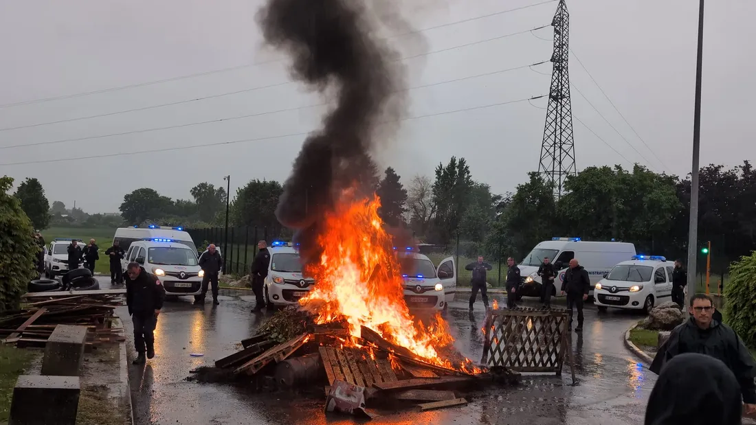 Blocage à la prison de  Lille Loos Sequedin