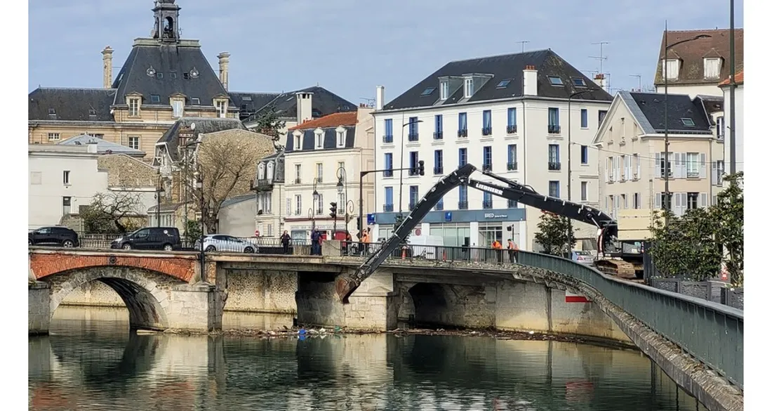 Opération de nettoyage de la marne