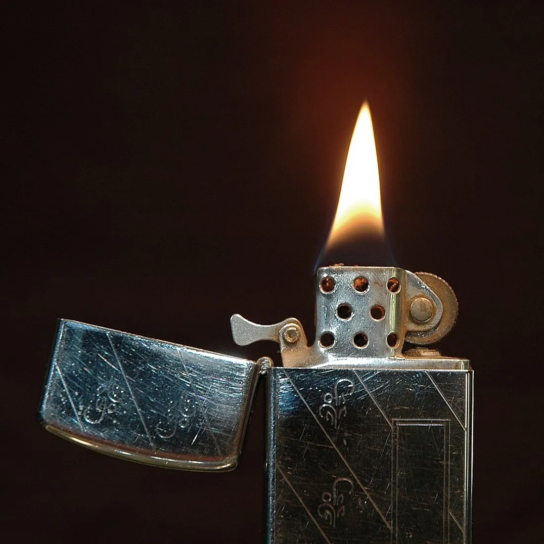 Briquet