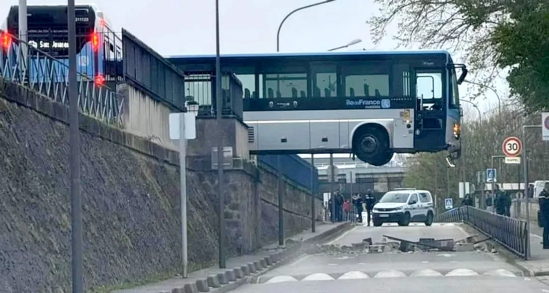 Bus en équilibre à Meaux